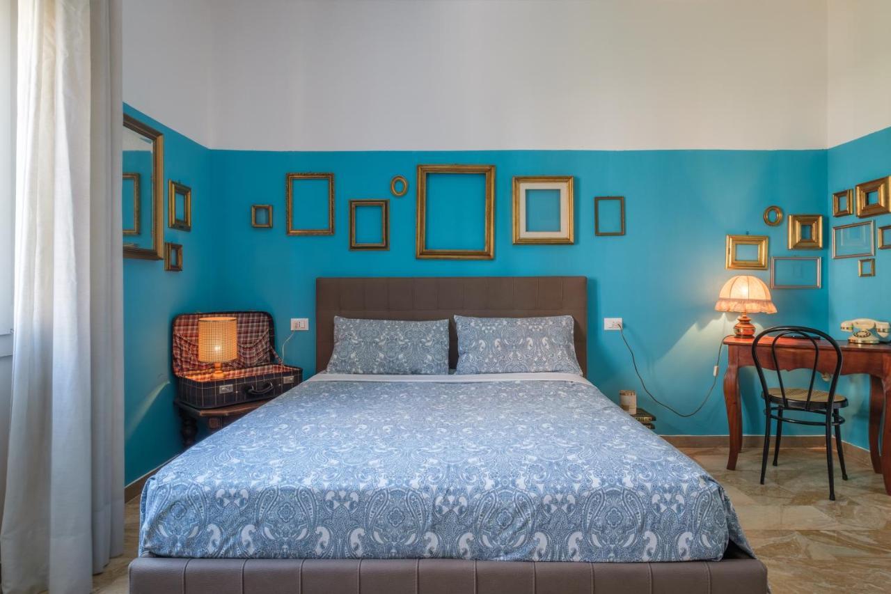 Fabula Rooms 3 Suites With Private Bathroom โบโลญญา ภายนอก รูปภาพ