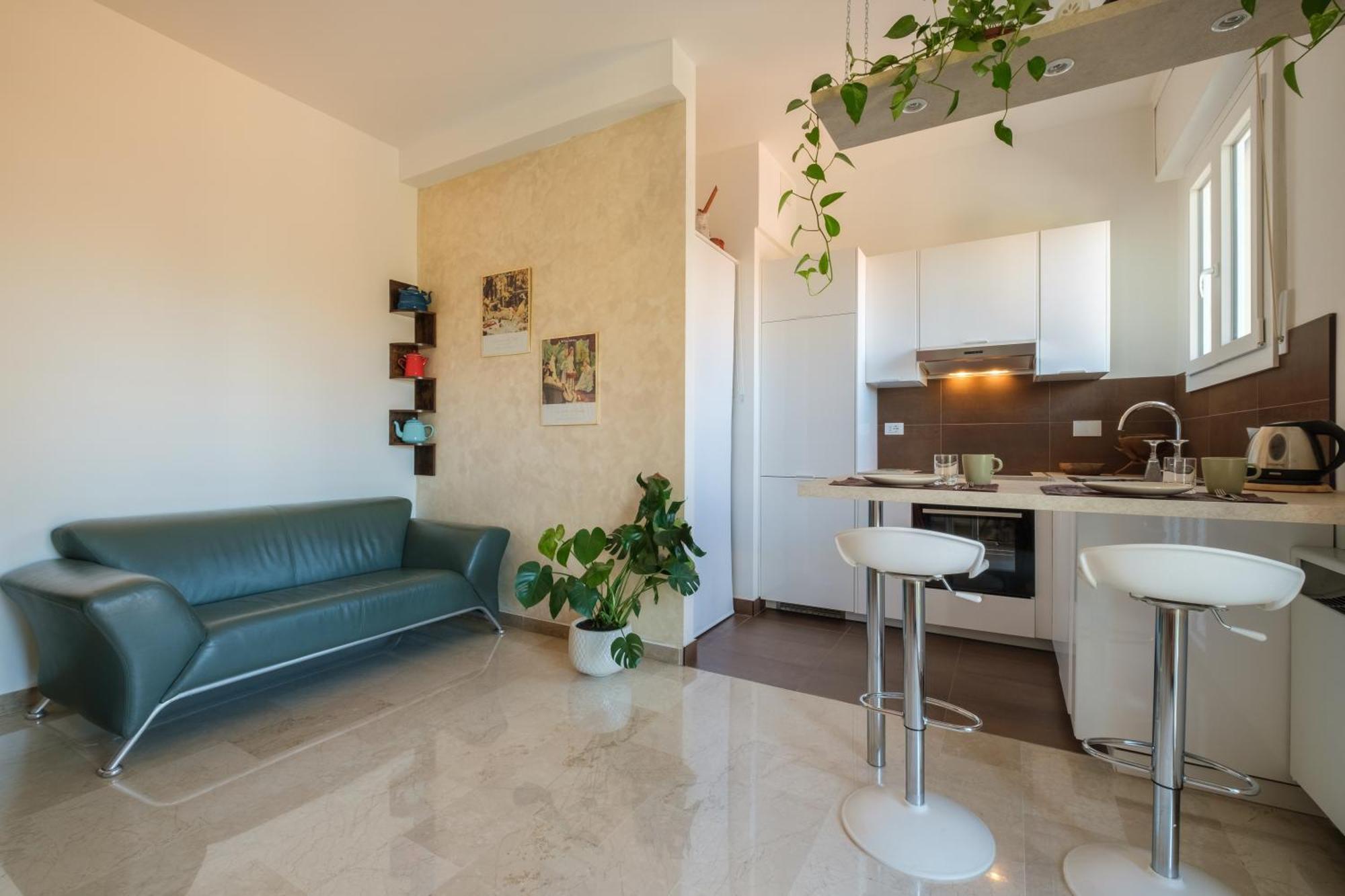 Fabula Rooms 3 Suites With Private Bathroom โบโลญญา ภายนอก รูปภาพ